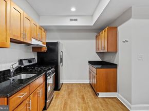 426 S 44TH Street 2, Philadelphia PA 19104