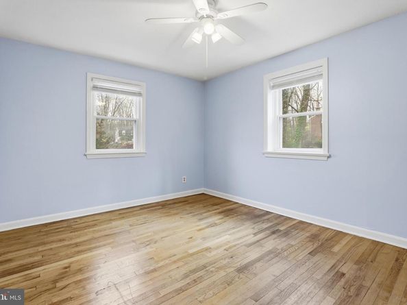 6539 Oakwood Drive, Falls Church VA 22041