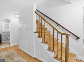 6539 Oakwood Drive, Falls Church VA 22041