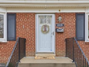 6539 Oakwood Drive, Falls Church VA 22041