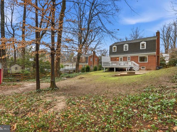 6539 Oakwood Drive, Falls Church VA 22041