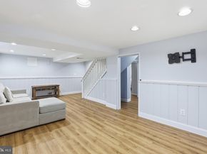 6539 Oakwood Drive, Falls Church VA 22041