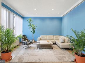 5340 Holmes Run Parkway 1118, Alexandria VA 22304