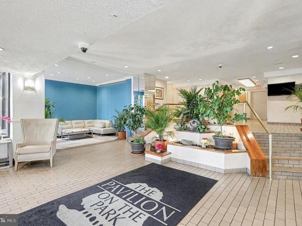 5340 Holmes Run Parkway 1118, Alexandria VA 22304