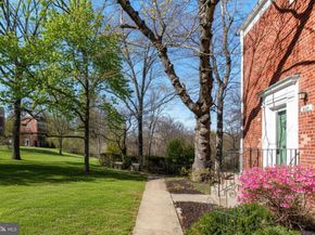 3129 Martha Custis Dr, Alexandria VA 22302