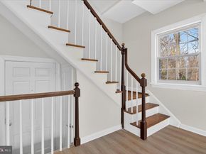 3129 Martha Custis Dr, Alexandria VA 22302