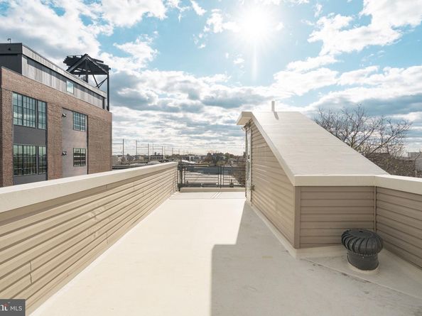 2530 Manton Street, Philadelphia PA 19146