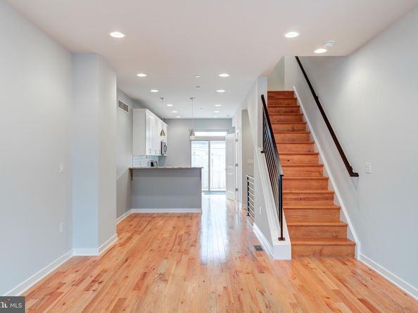 2530 Manton Street, Philadelphia PA 19146