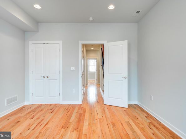 2530 Manton Street, Philadelphia PA 19146