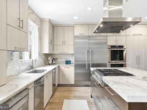 6035 Crimson Court, Mclean VA 22101