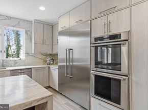 6035 Crimson Court, Mclean VA 22101