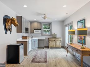 6035 Crimson Court, Mclean VA 22101