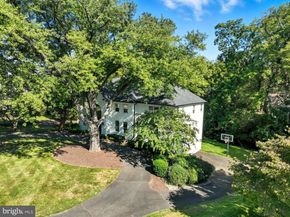 6035 Crimson Court, Mclean VA 22101