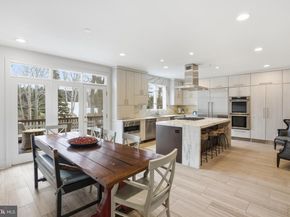 6035 Crimson Court, Mclean VA 22101