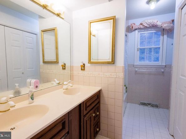 1536 Fulton Drive, Ambler PA 19002