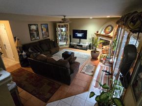 1127 Hower Lane, Philadelphia PA 19115