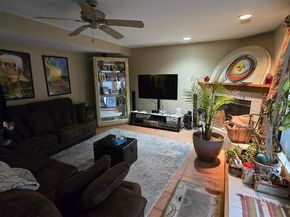 1127 Hower Lane, Philadelphia PA 19115