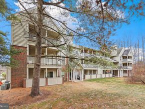 3916 Penderview Drive 427, Fairfax VA 22033