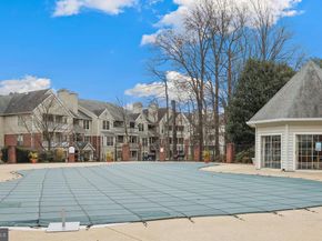 3916 Penderview Drive 427, Fairfax VA 22033