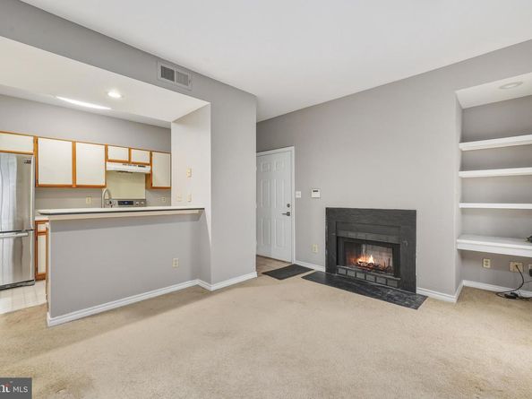 3916 Penderview Drive 427, Fairfax VA 22033