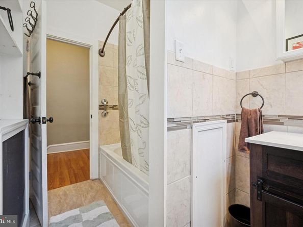 5014 Chestnut Street, Philadelphia PA 19139