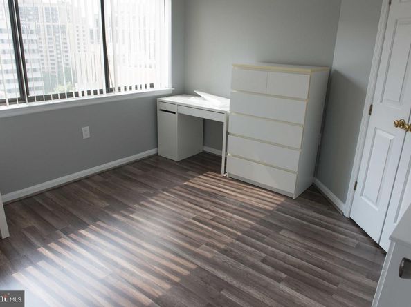 1301 N Courthouse Road 1507, Arlington VA 22201