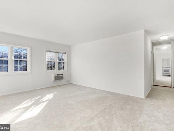 3618 Gunston Road, Alexandria VA 22302