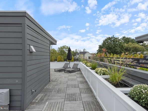 207 Willow Avenue, Wayne PA 19087