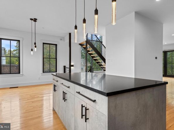 207 Willow Avenue, Wayne PA 19087