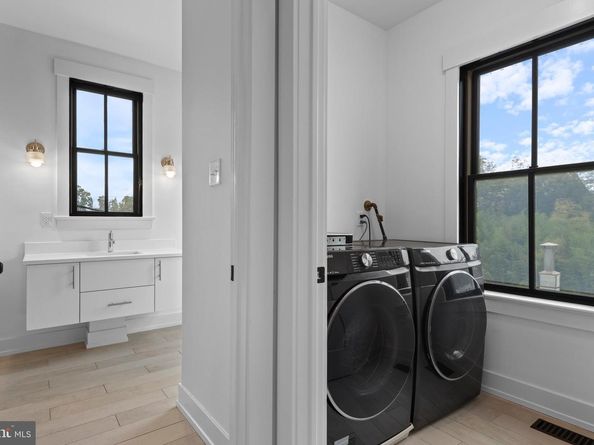 207 Willow Avenue, Wayne PA 19087