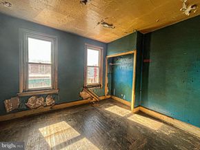 2825 W Clementine Street, Philadelphia PA 19132