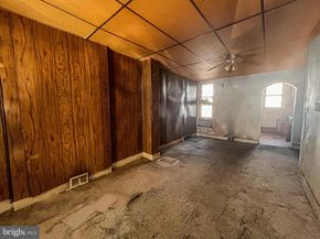 2825 W Clementine Street, Philadelphia PA 19132