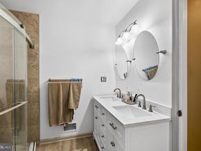 1417 Bentley Drive, Warrington PA 18976