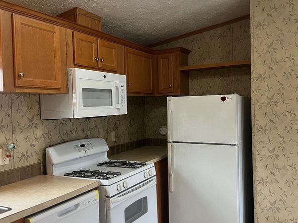 1302 Gibson Road 135, Bensalem PA 19020