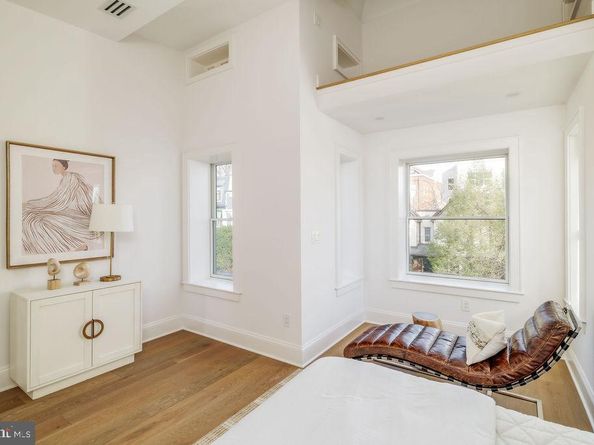 2460 Ontario Road NW, Washington DC 20009