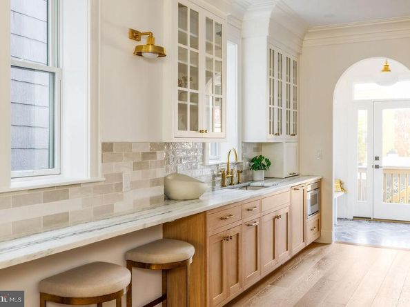 2460 Ontario Road NW, Washington DC 20009