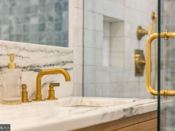 2460 Ontario Road NW, Washington DC 20009