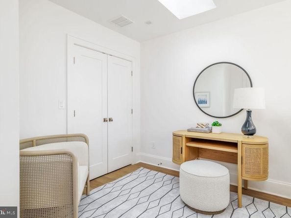 2460 Ontario Road NW, Washington DC 20009