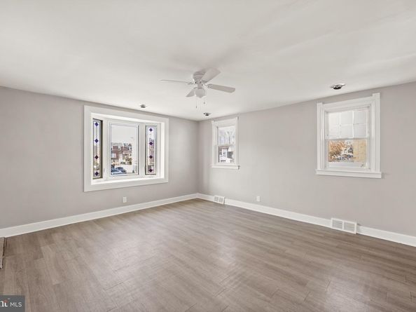 4301 Chippendale, Philadelphia PA 19136