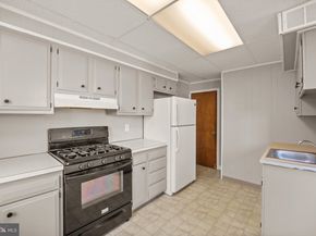 4301 Chippendale, Philadelphia PA 19136