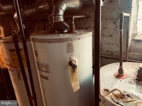 527 Magee Avenue, Philadelphia PA 19111