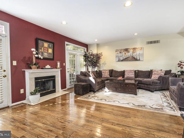 7 Plum Court, Lafayette Hill PA 19444