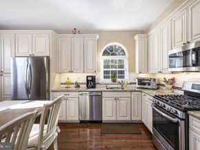 7 Plum Court, Lafayette Hill PA 19444