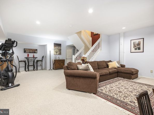 7 Plum Court, Lafayette Hill PA 19444