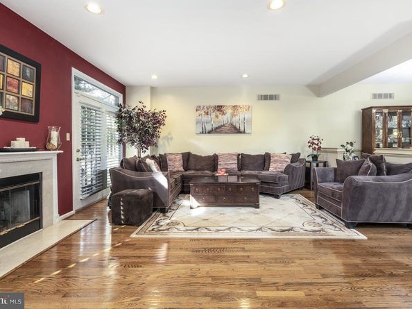 7 Plum Court, Lafayette Hill PA 19444