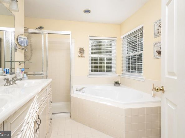 7 Plum Court, Lafayette Hill PA 19444