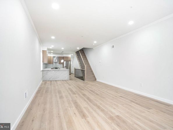 1145 Tasker Street, Philadelphia PA 19148