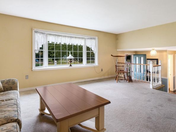 1067 Log College Drive, Warminster PA 18974