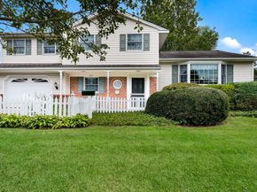 1067 Log College Drive, Warminster PA 18974