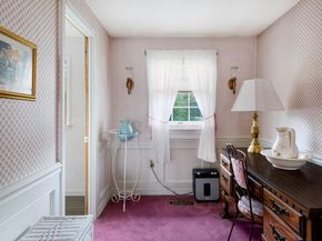 1067 Log College Drive, Warminster PA 18974